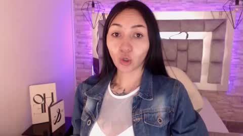   online show from February 21, 11:55 am