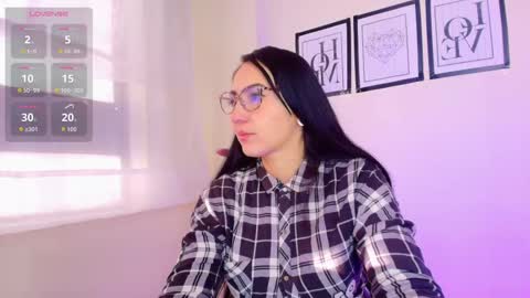   online show from October 23, 12:44 pm