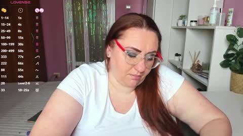 Adelle online show from January 31, 8:43 am
