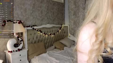 Snapshot of truuuly_yours chatting on October 11, 8:11 pm Bethany online show from October 11, 8:11 pm