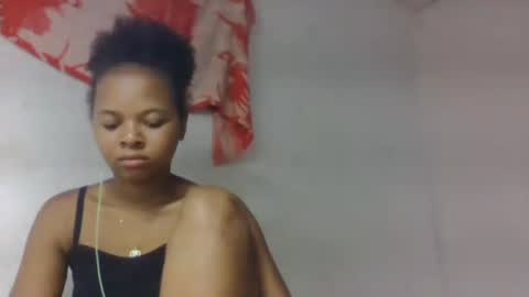 tsaralaza online show from November 3, 3:38 pm