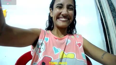 Snapshot of tsmilingg chatting on October 8, 1:21 am  Dulce  online show from October 8, 1:21 am