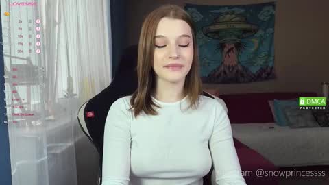 Snapshot of tsukuemi_no_mikoto chatting on October 17, 2:37 am Sonya on vacation until online show from October 17, 2:37 am