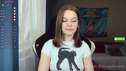 Snapshot of tsukuemi_no_mikoto chatting on October 11, 2:27 am Sonya on vacation until online show from October 11, 2:27 am