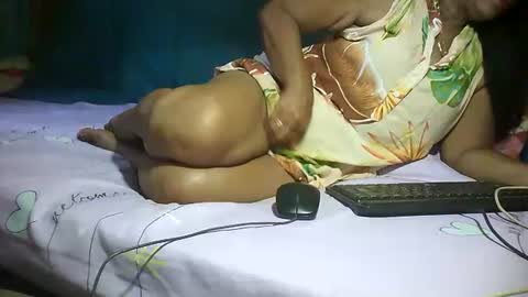 Snapshot of tuchmegently chatting on February 6, 11:26 pm Mae online show from February 6, 11:26 pm