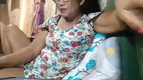 Mae online show from March 5, 11:55 pm