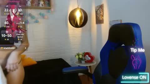 tulunaroja online show from September 30, 9:08 pm