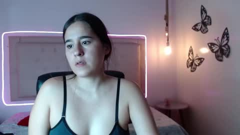 tulunaroja online show from October 20, 8:23 pm