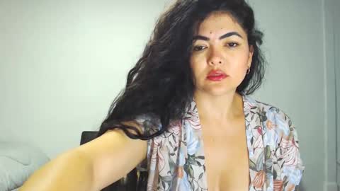 Snapshot of tuti_sex chatting on September 21, 3:49 am tuti online show from September 21, 3:49 am
