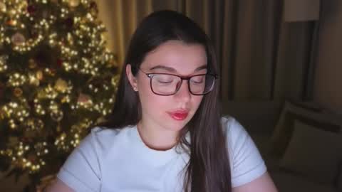 Ariana online show from January 10, 8:35 pm