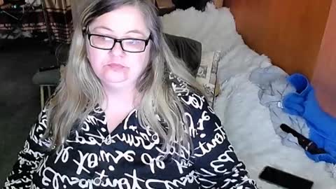 Lana online show from February 10, 9:47 am