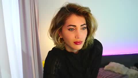 MayCarrey online show from October 6, 9:04 am