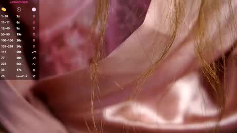 Amelie online show from February 28, 3:33 pm