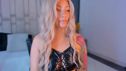  TYLA  online show from September 29, 10:37 pm