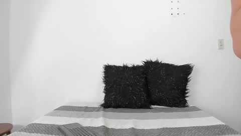 Snapshot of tylor_martinez chatting on September 19, 7:46 pm Tylor Martinez online show from September 19, 7:46 pm