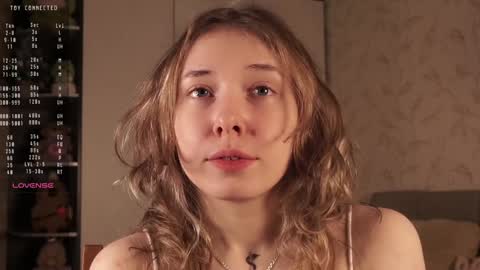 Lili online show from January 12, 8:25 pm