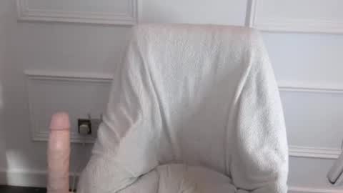 Sienna online show from January 15, 12:36 pm