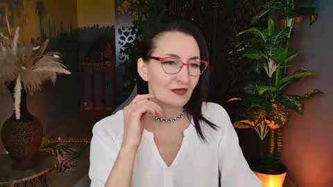 UnaTera online show from January 18, 9:38 am