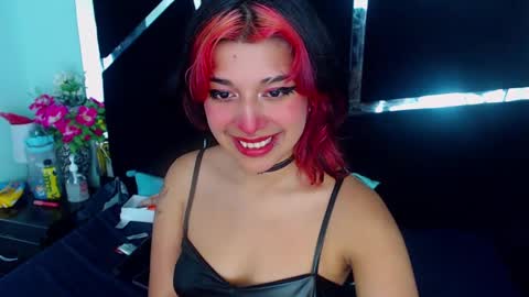 UnderBaby online show from December 28, 8:25 pm