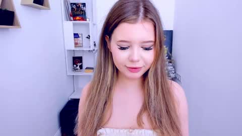 Snapshot of unforgettablalice chatting on January 8, 8:07 pm Alice online show from January 8, 8:07 pm