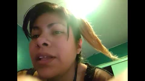 Uniqueebbyy online show from December 14, 7:07 am