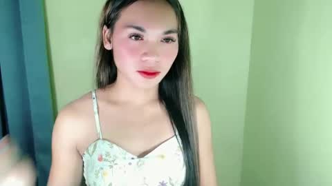 QUEENSY online show from February 11, 9:35 pm