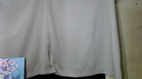 ur_miss_xoxo online show from July 28, 2:13 pm