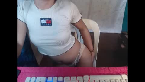 ur_mollyngoxxx online show from September 26, 4:32 am