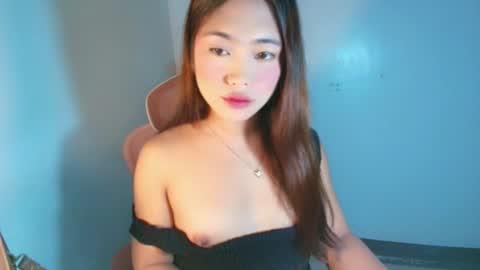 ur_sweet_ann online show from June 25, 6:09 pm