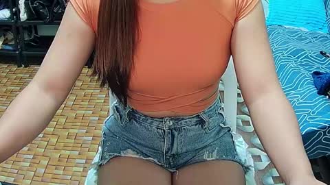 Snapshot of urasian_girlie chatting on March 1, 11:26 pm Jen online show from March 1, 11:26 pm