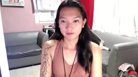 NEWRA  ALLISON online show from September 19, 3:38 am