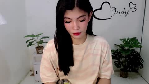 Snapshot of urasianpinayjudyxxx chatting on February 12, 10:04 pm urasianpinayjudyxxx online show from February 12, 10:04 pm
