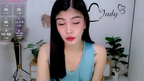 Snapshot of urasianpinayjudyxxx chatting on March 7, 2:57 am urasianpinayjudyxxx online show from March 7, 2:57 am