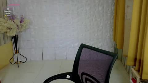 Snapshot of urasianpinayjudyxxx chatting on September 14, 8:56 am urasianpinayjudyxxx online show from September 14, 8:56 am