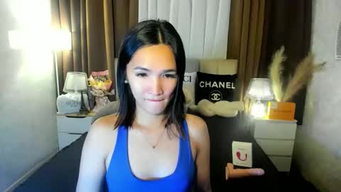 Snapshot of urblossom_princess chatting on October 27, 7:52 pm urblossom_princess online show from October 27, 7:52 pm