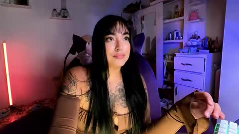       online show from October 26, 5:58 am