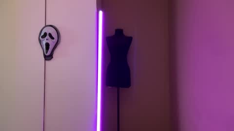 Snapshot of urdevilbaby chatting on October 25, 9:06 am Margo online show from October 25, 9:06 am