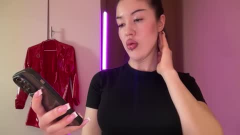 Snapshot of urdevilbaby chatting on September 19, 9:41 am Margo online show from September 19, 9:41 am