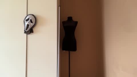 Snapshot of urdevilbaby chatting on October 30, 9:22 am Margo online show from October 30, 9:22 am