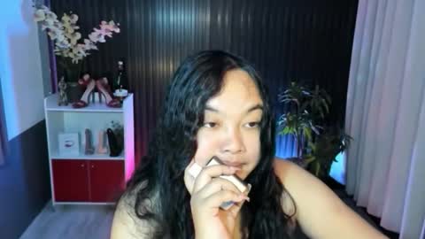 Snapshot of urfavouritecravings chatting on October 26, 2:18 am Scarlet online show from October 26, 2:18 am