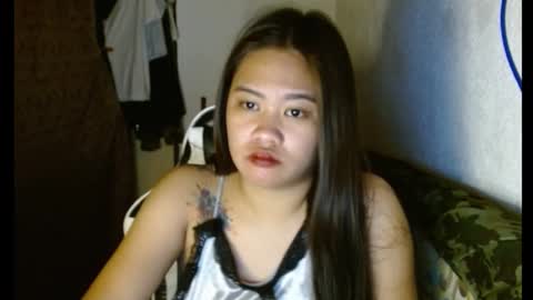 Snapshot of urfynestasian chatting on January 5, 4:04 am urfynestasian online show from January 5, 4:04 am