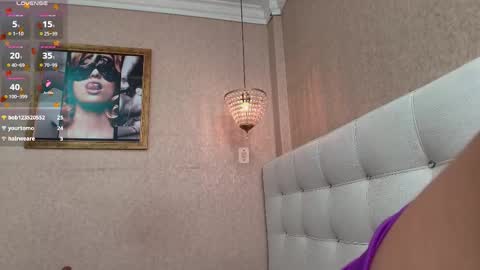 Love online show from October 28, 10:36 pm