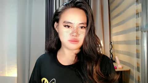 Snapshot of urnaughty_ceciliaxxx chatting on October 23, 2:23 pm cecilia online show from October 23, 2:23 pm