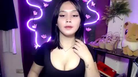 Pia online show from October 28, 10:25 pm