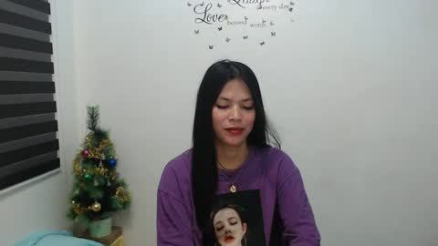 Snapshot of urpreciouspinayxxx chatting on December 12, 1:10 am hi im kim online show from December 12, 1:10 am