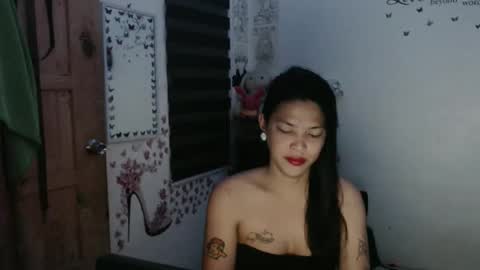 Snapshot of urpreciouspinayxxx chatting on September 20, 11:08 am hi im kim online show from September 20, 11:08 am