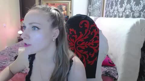 Snapshot of ursecrettreasure88 chatting on February 12, 12:12 pm UrSecretTreasure88 online show from February 12, 12:12 pm