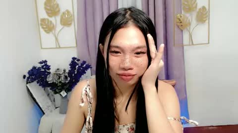 JUST CALL ME LLANA online show from November 24, 9:39 pm