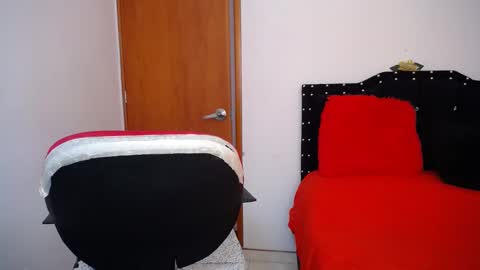 Eveling Blanco  online show from January 11, 4:46 pm