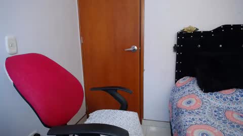 Eveling Blanco  online show from January 8, 4:33 pm